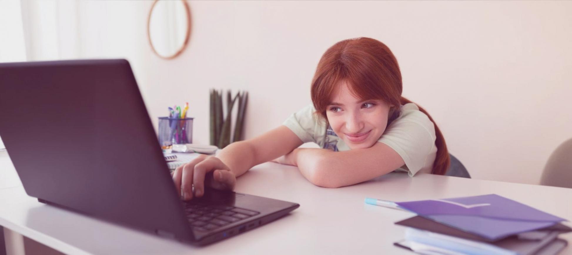 Technical consultation session analyzing SEO metrics